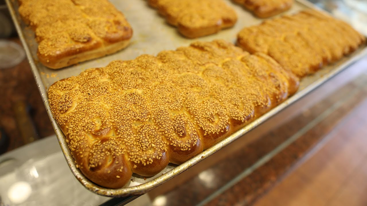 Ramazan Ayının Vazgeçilmezi Ramazan Simidi Nasıl Yapılır (3)