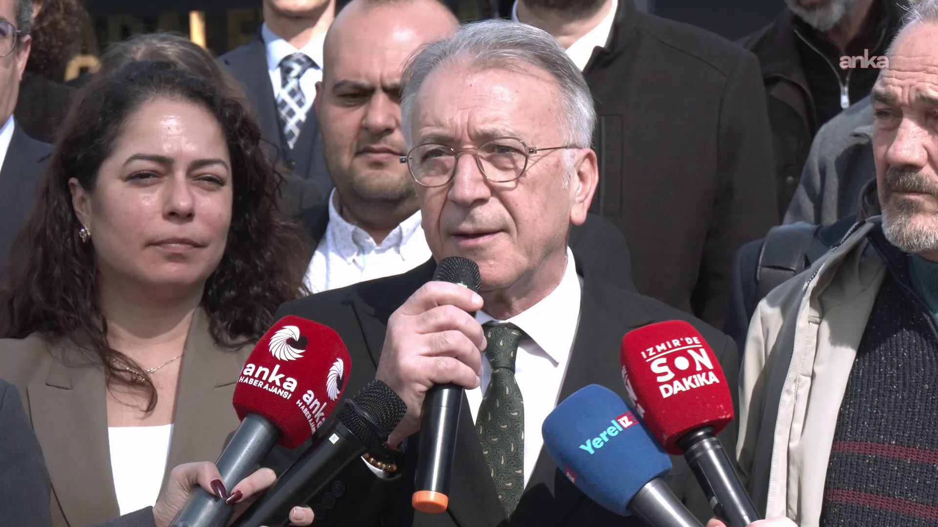 İzmir Barosu davasında 22 sanığa beraat… Baro Başkanı Yılmaz: Biat etmediğimiz için yargılanıyoruz!