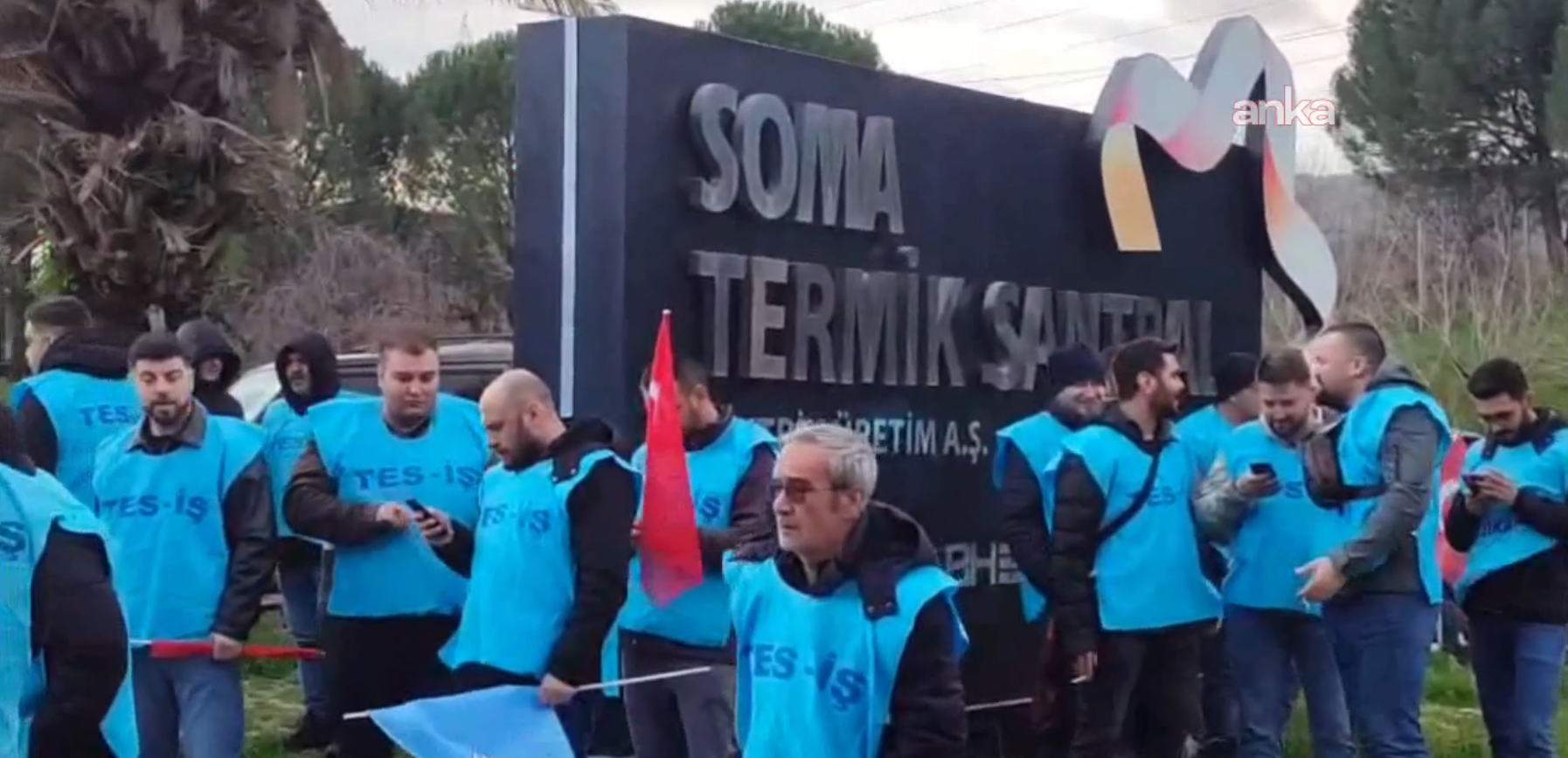 Soma'da Termik Santral Üretimi Durdurma Kararı Aldı İşçiler Ücretsiz Izne Yollandı (2)