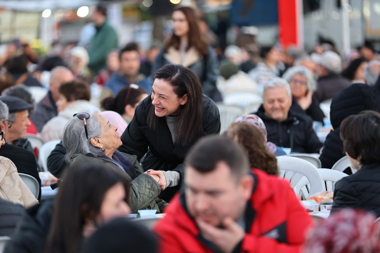 Efes Selçuk’ta dayanışma sofrası