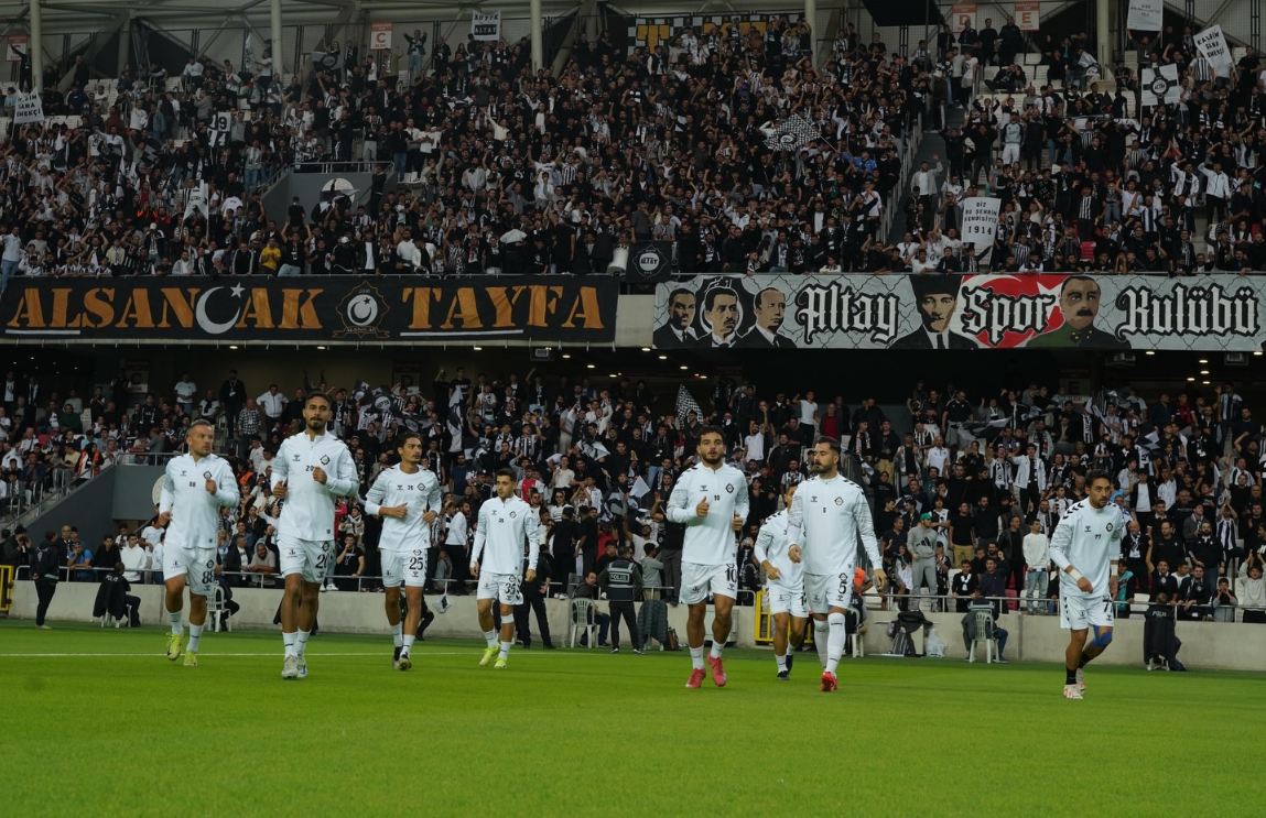 Altay konuk ettiği Gemlik'e mağlup oldu