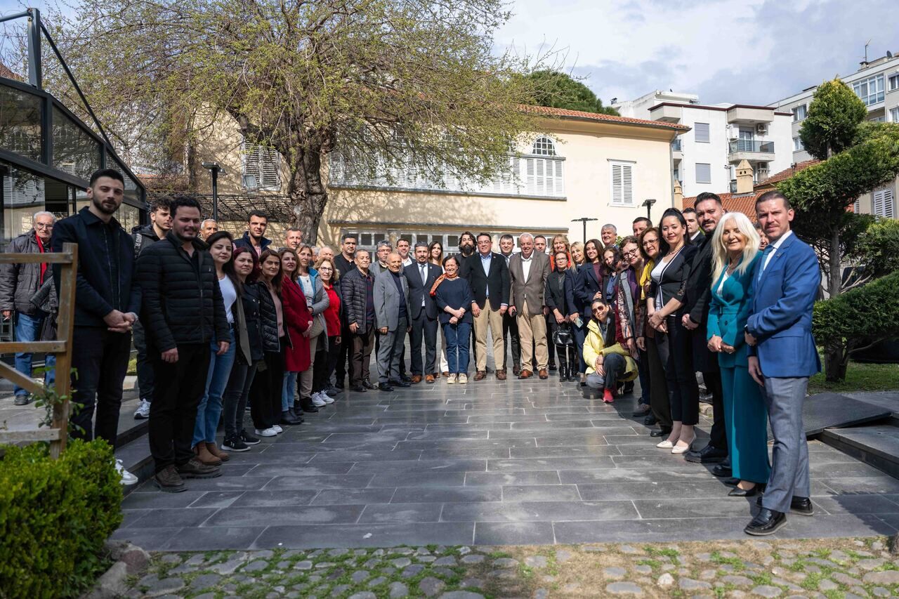 CHP’li Bağcıoğlu Bornova’da konuştu: Savunma politikası, toplumsal güvenliğin teminatıdır-3