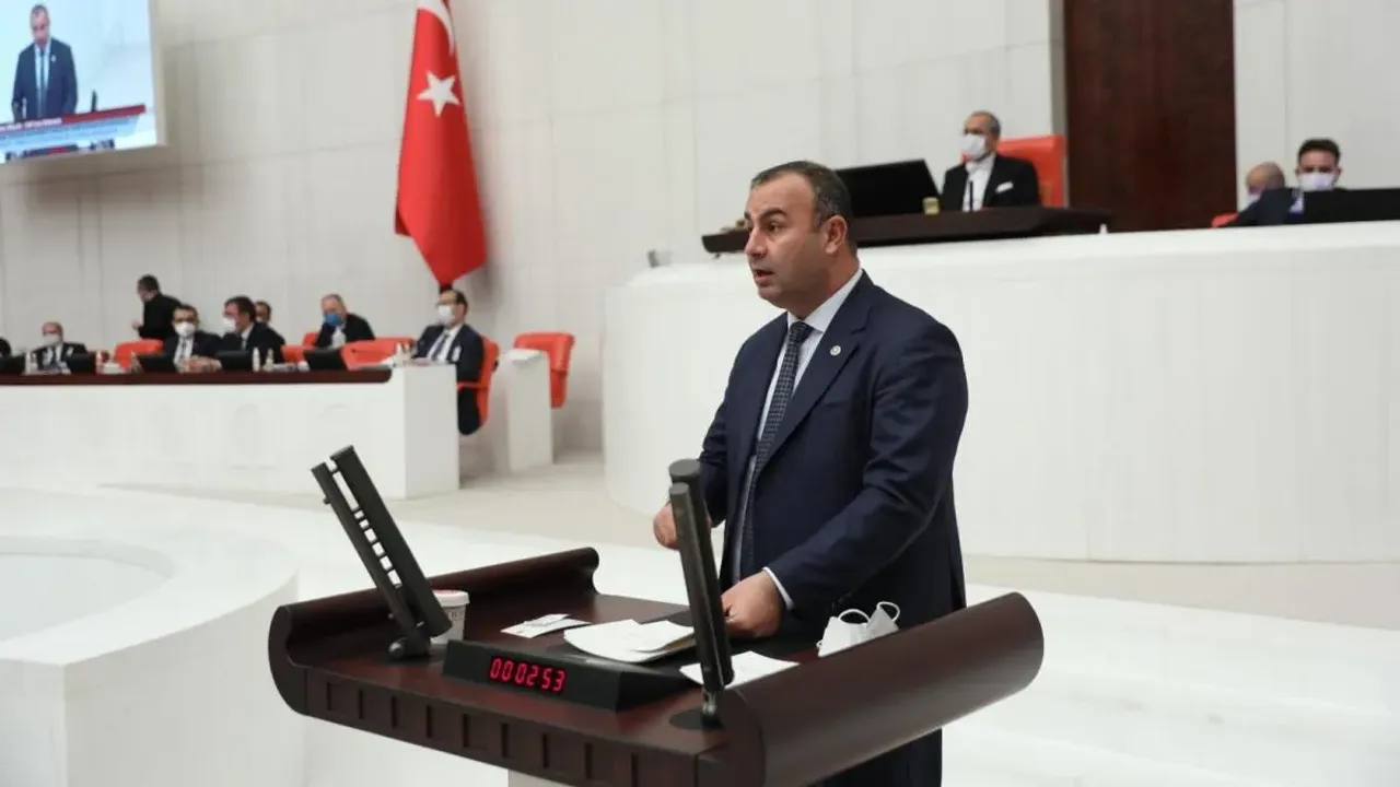 Chp Izmir Milletvekili Ednan Arslan Kimdir