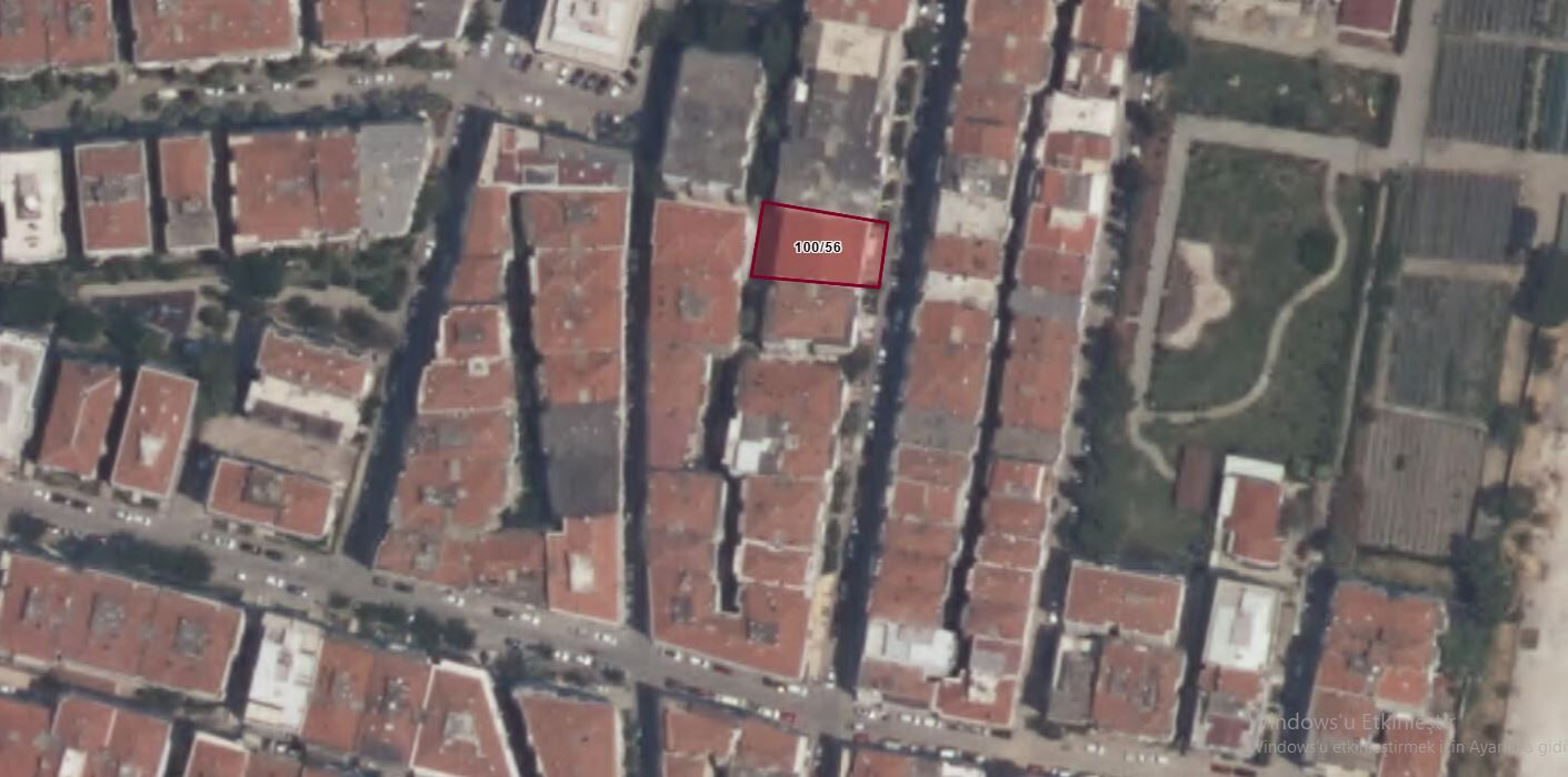 Yeni özelleştirme kararları Resmi Gazete’de yayımlandı. Karar doğrultusunda yurdun farklı illerinden 54 taşınmaz vitrine çıkarıldı. İzmir’in Karşıyaka ilçesinde bulunan bir taşınmaz da özelleştirme kapsamına alındı.