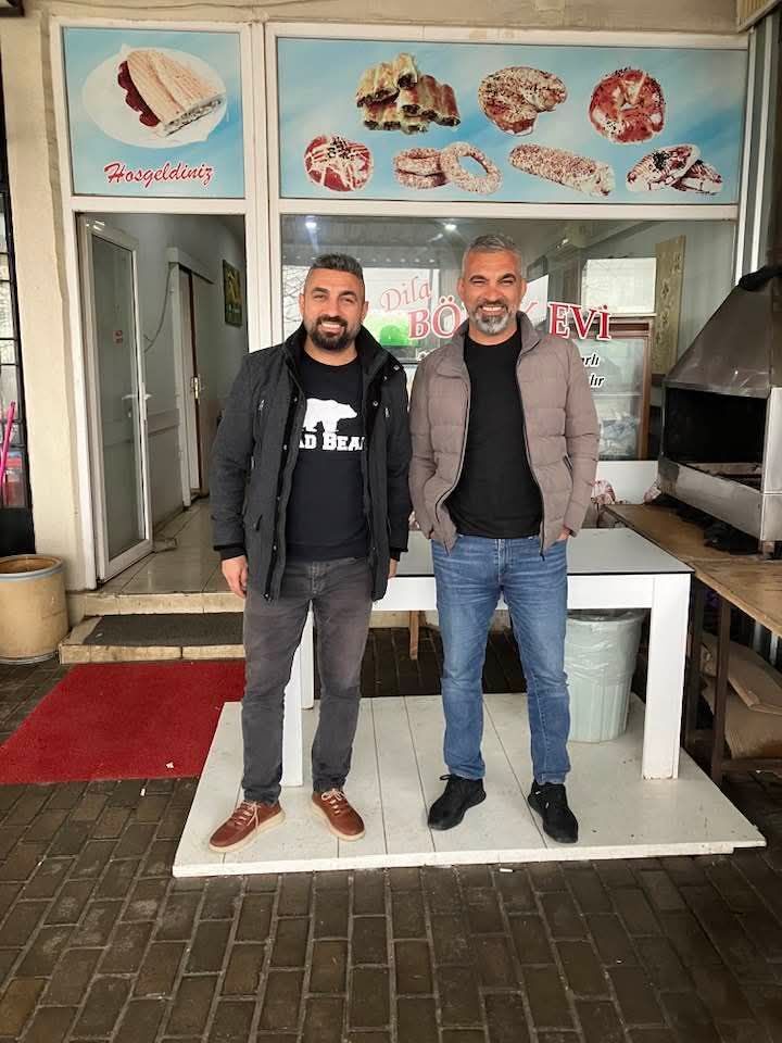 Erhan Özlüer Ve Kardeşi