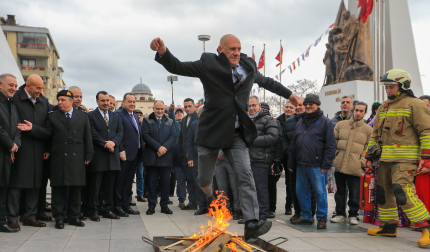 Evrim Kapaklar 2026 03 21T145747.421