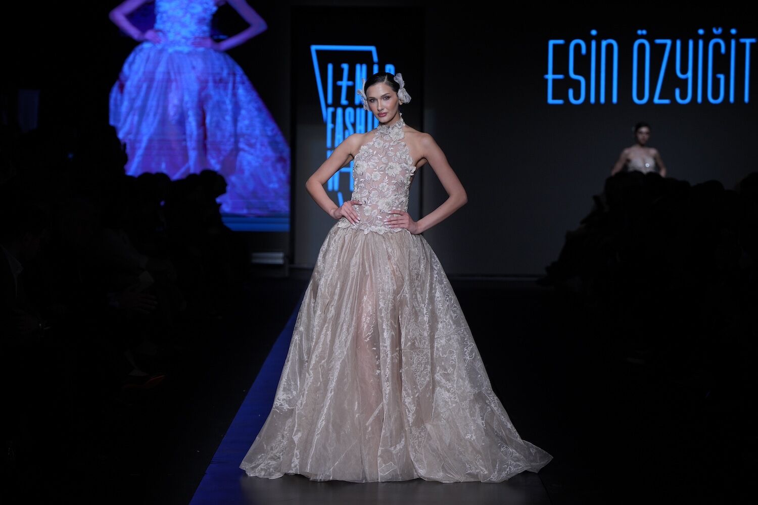 İzmir Fashion Week’ten görkemli final-1