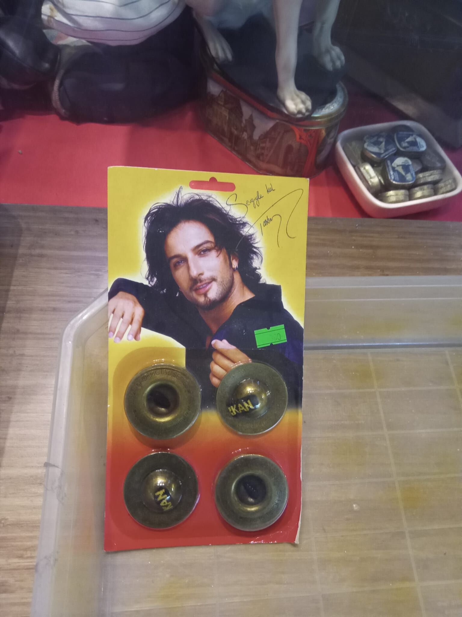 Kemeraltı’nda Tarkan Hatırası Kuzu Kuzu’nun Zilleri Tezgahta