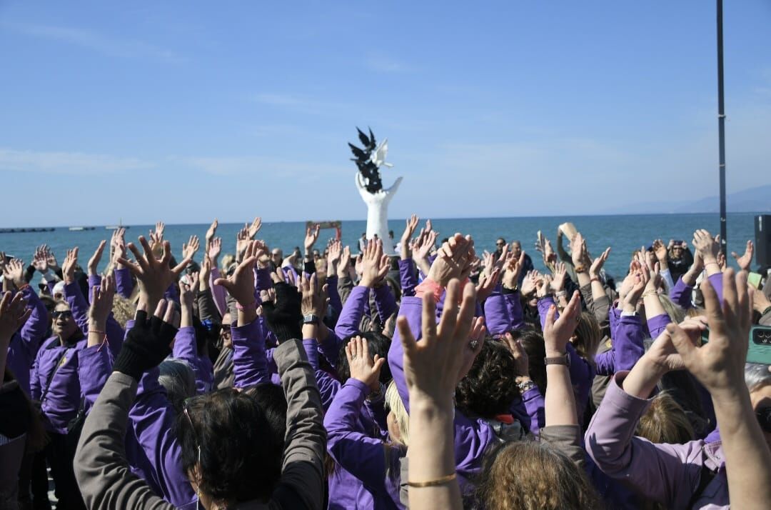 Kuşadası 8 Mart (2)