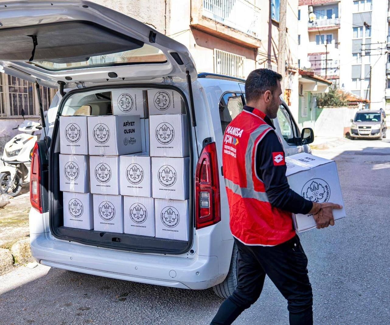 Manisa’da Ramazan dayanışması: 22 bin aileye gıda desteği-1