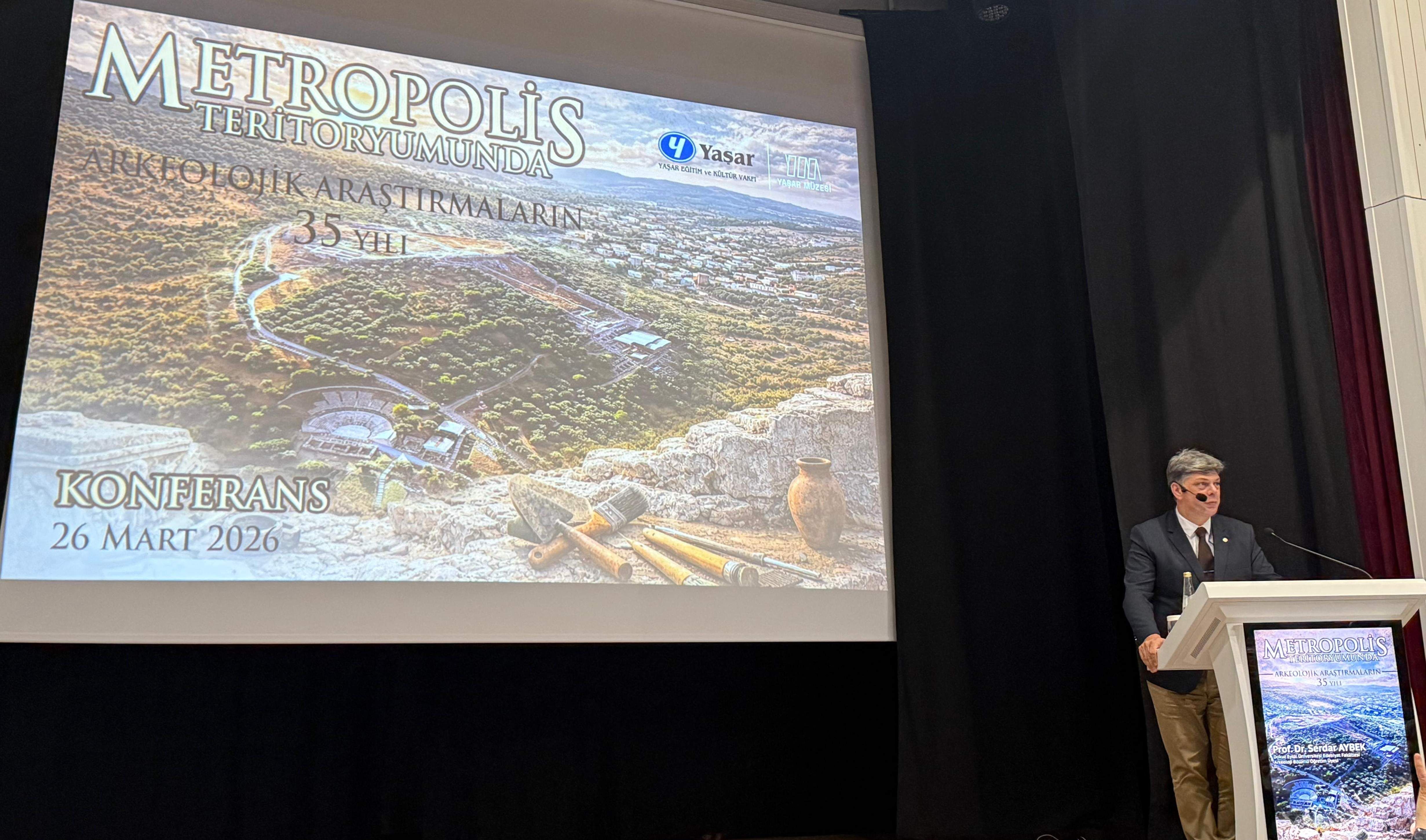 Metropolis Antik Kenti’nde yaklaşık 13 bin eser gün yüzüne çıkarıldı-1