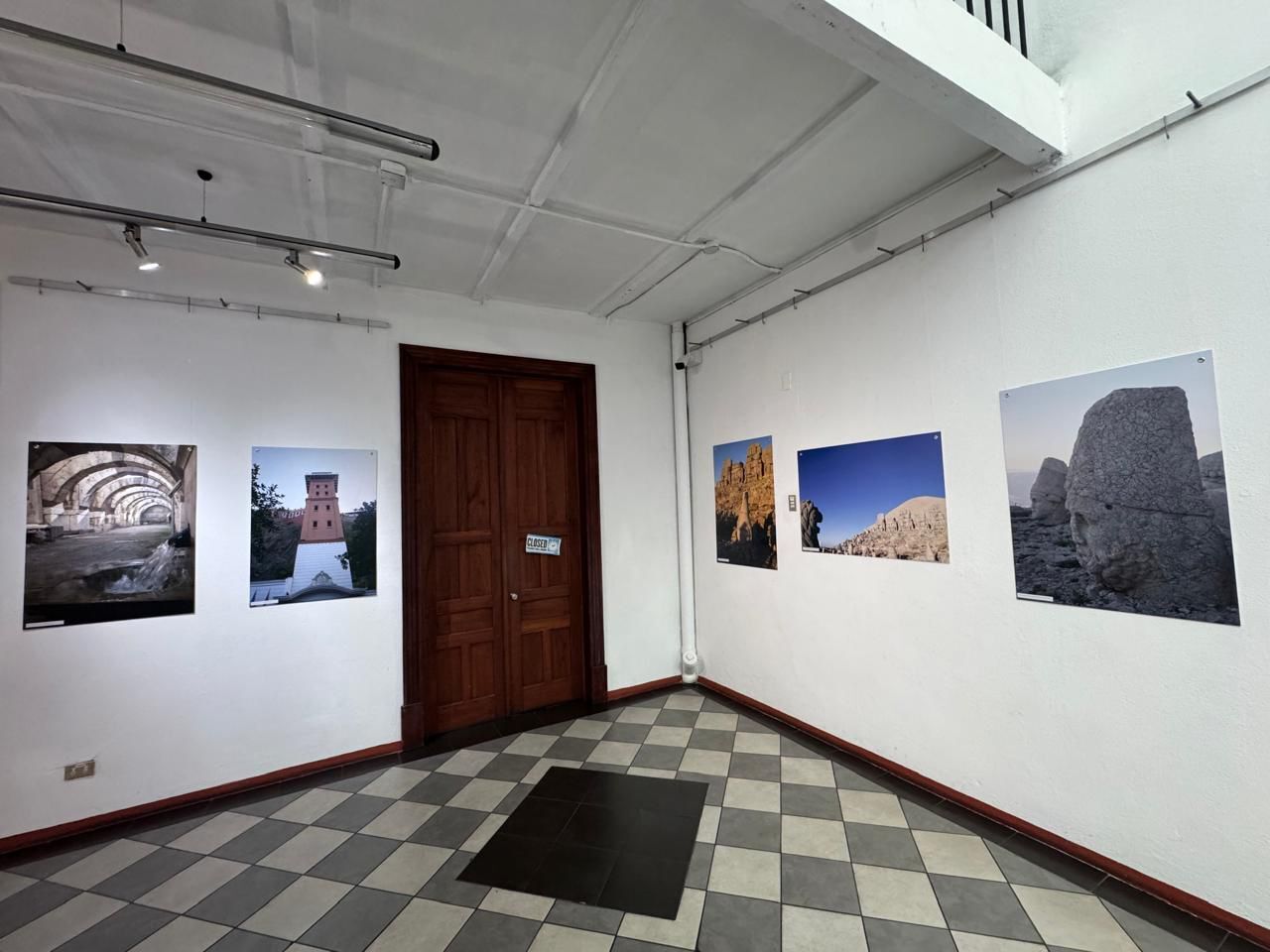 Egeli sanatçı Türkiye fotoğrafları ile Kosta Rika’yı büyüledi-2