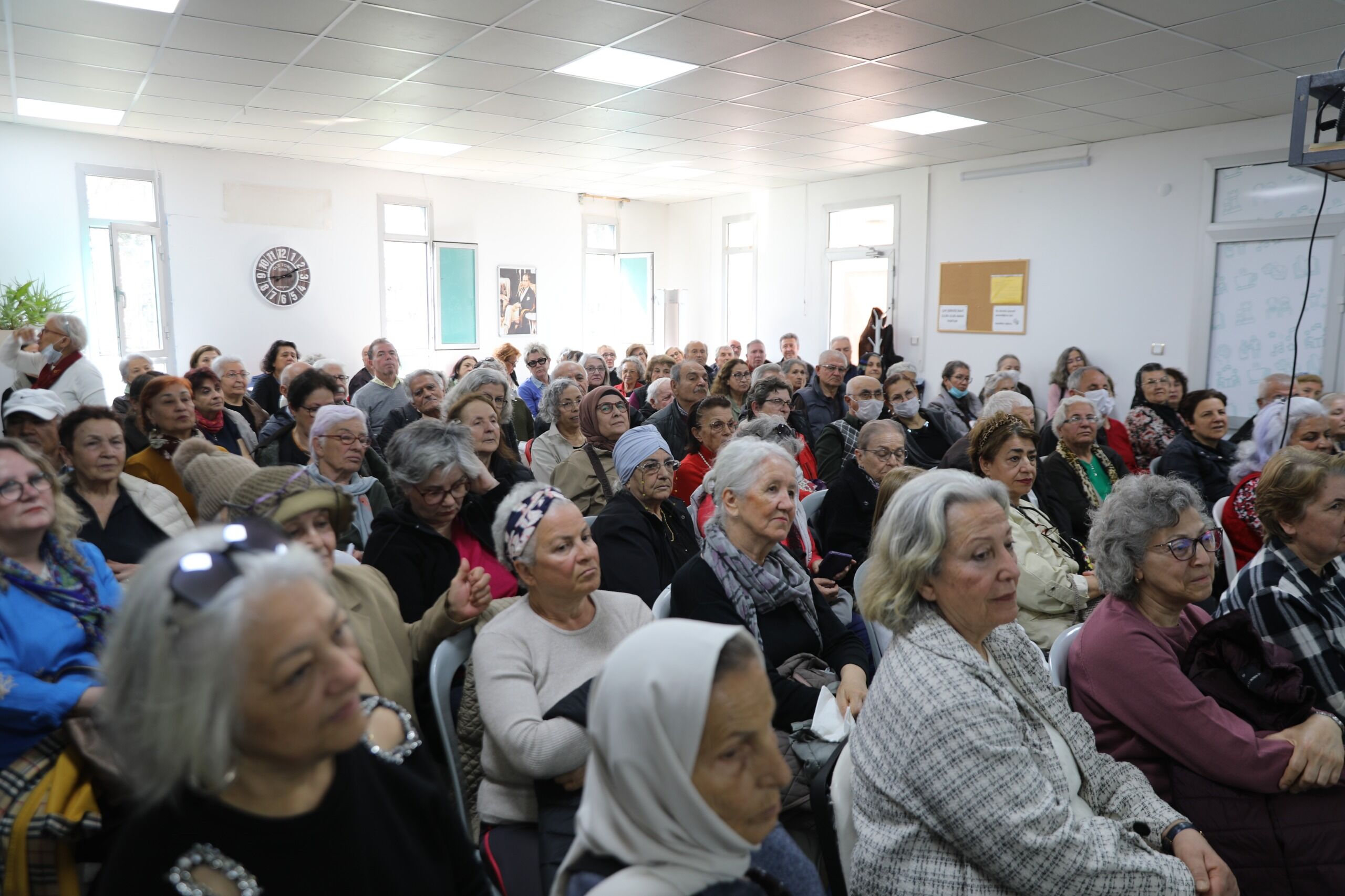 Seferihisar’da Alzheimer Ve Demans Söyleşisi Ilgi Gördü (2)