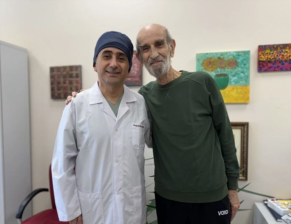 Aort damarı yırtıldı: Usta oyuncu ameliyata alındı-1