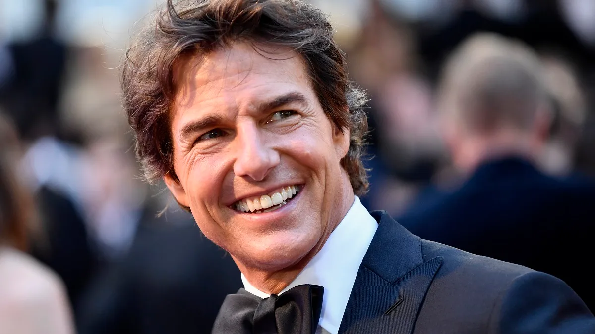 Tom Cruises Teeth The Secret Behind Hollywood Smile