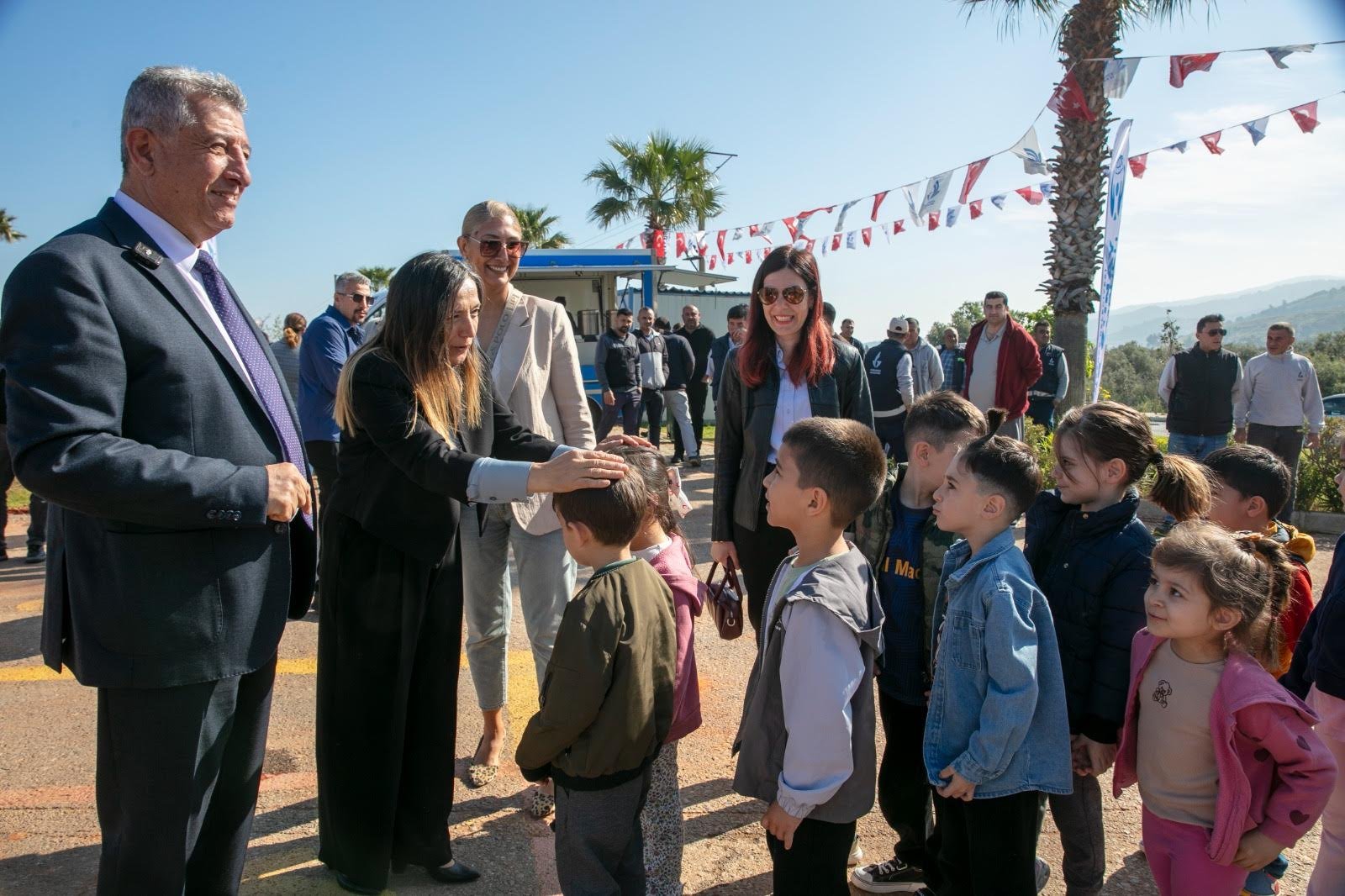 Güzelbahçe’de eğitime güçlü destek