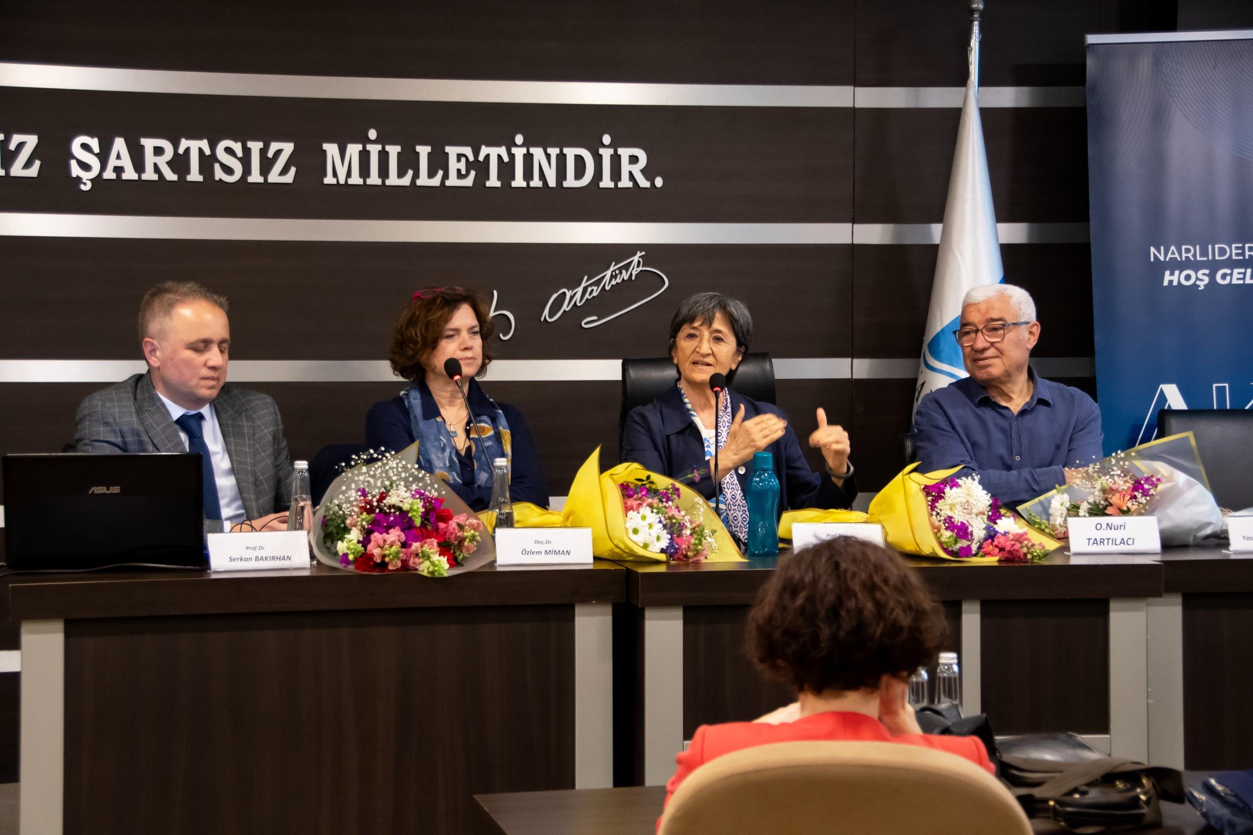 Narlıdere’de 3. Yaş Üniversitesi heyecanı: Protokol imzalandı