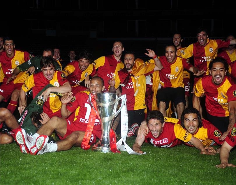 Galatasaray ile Fenerbahçe 138. kez karşı karşıya: Kısa derbi tarihçesi