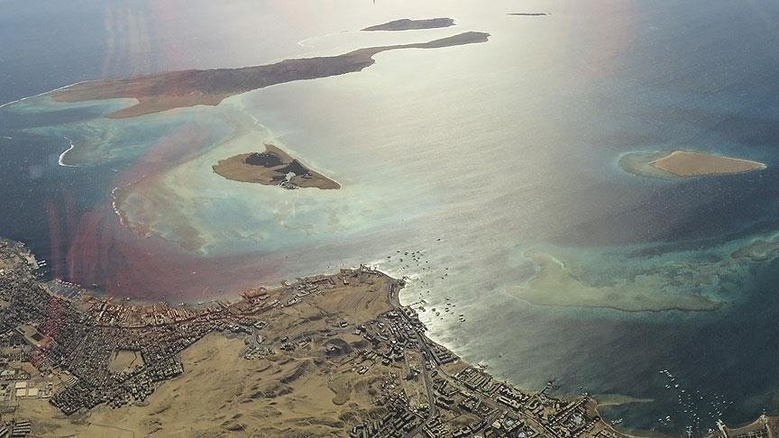 Okyanusun gümrük kapıları: Küresel ekonominin kalbi boğazlarda atıyor!