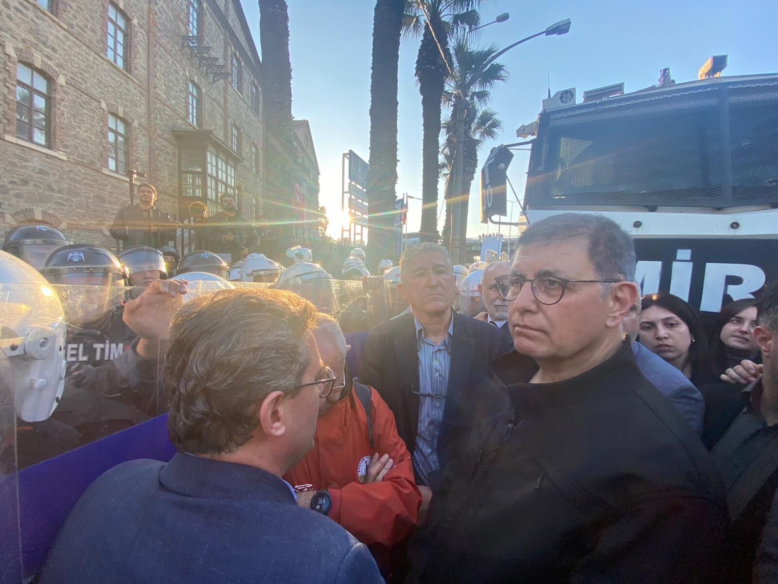 8Cb3Cd9F 9818 4432 8C6E D2D3E142B433