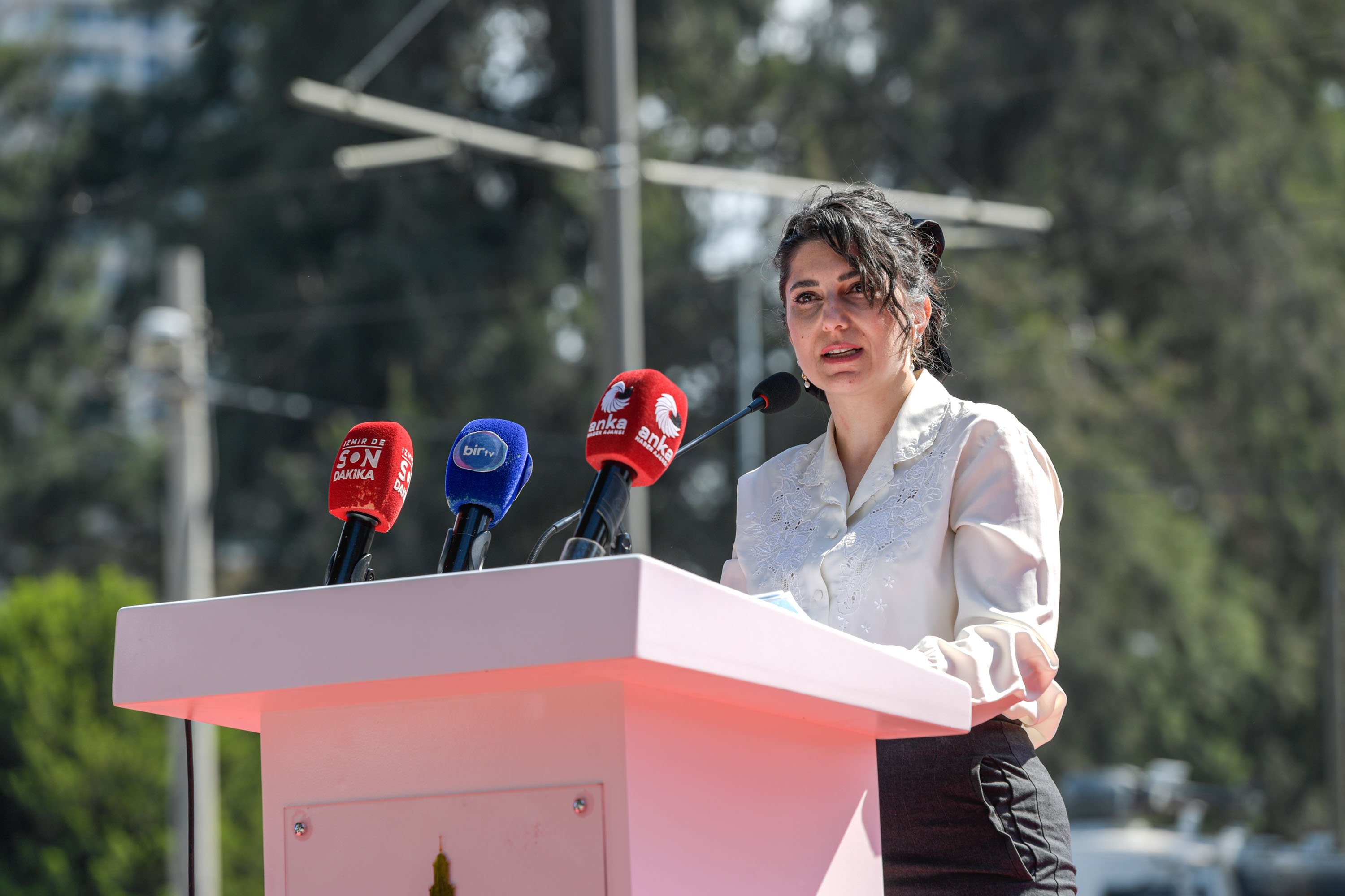 Meslek Fabrikası mezunlarından çağrı: Lütfen o kalbi söküp almayın!