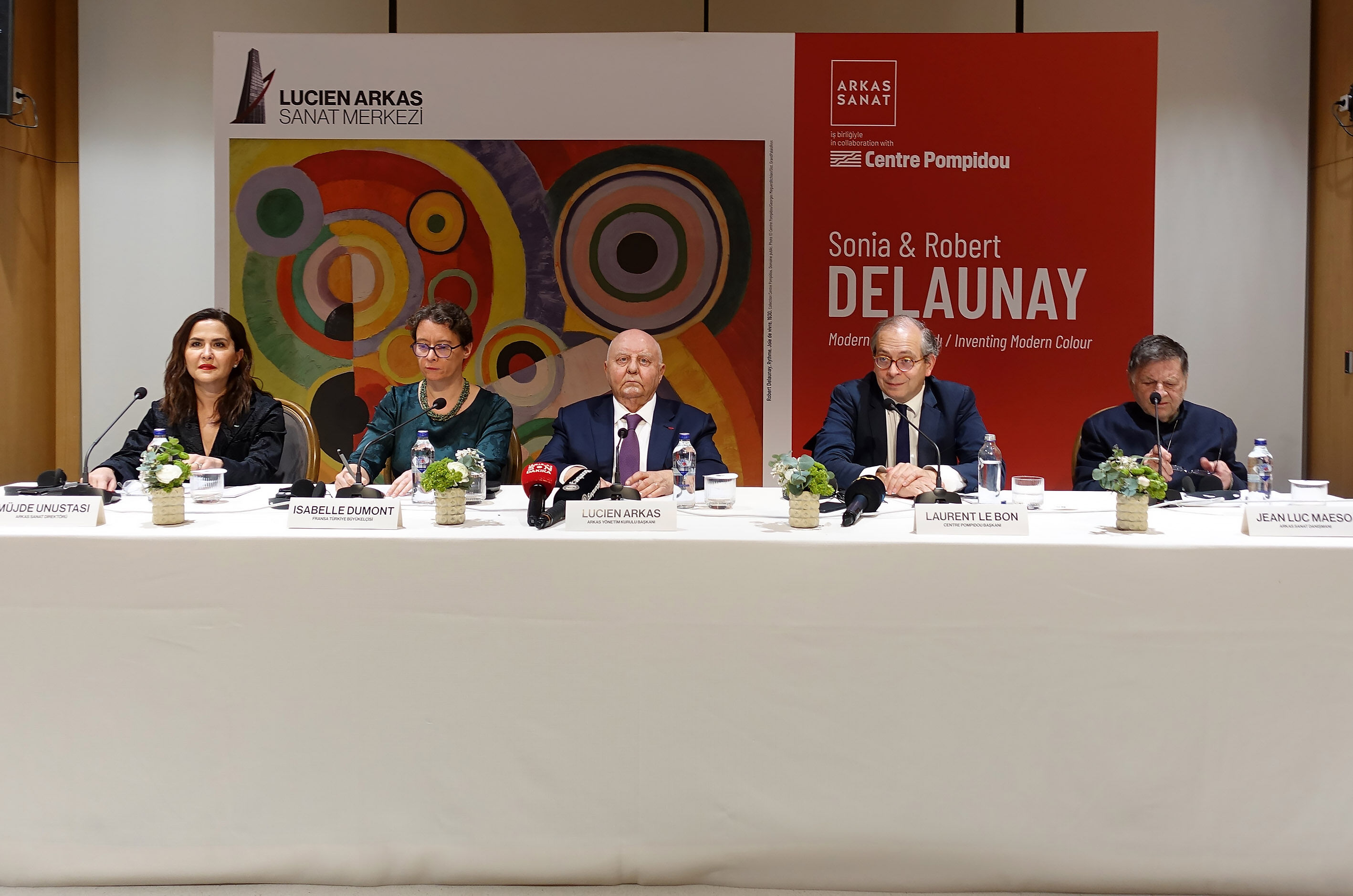 A A 20260404 41015259 41015253 I Z M I R D E L U C I E N A R K A S S A N A T M E R K E Z I K A P I L A R I N I A C T I