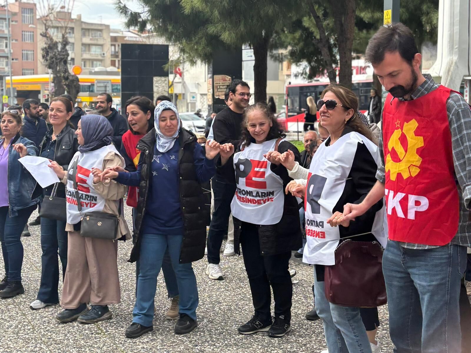 Atamay Işçilerinden Zafer Kutlaması Haklarının Tümünü Aldılar (3)