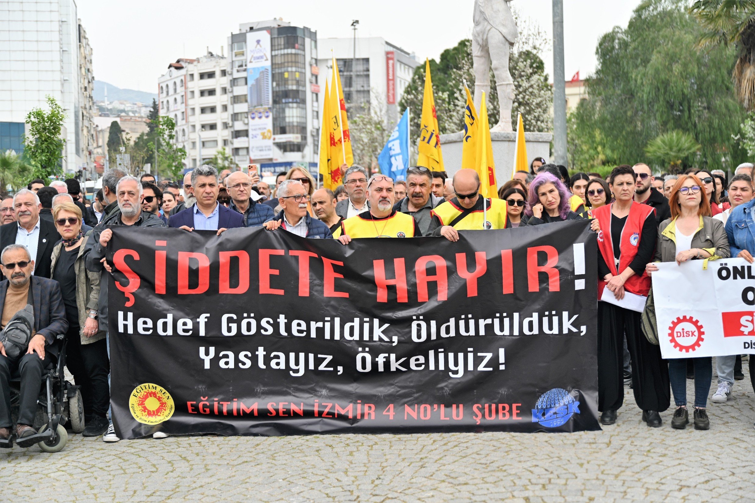 Bornova’da güvenli eğitim isyanı-2