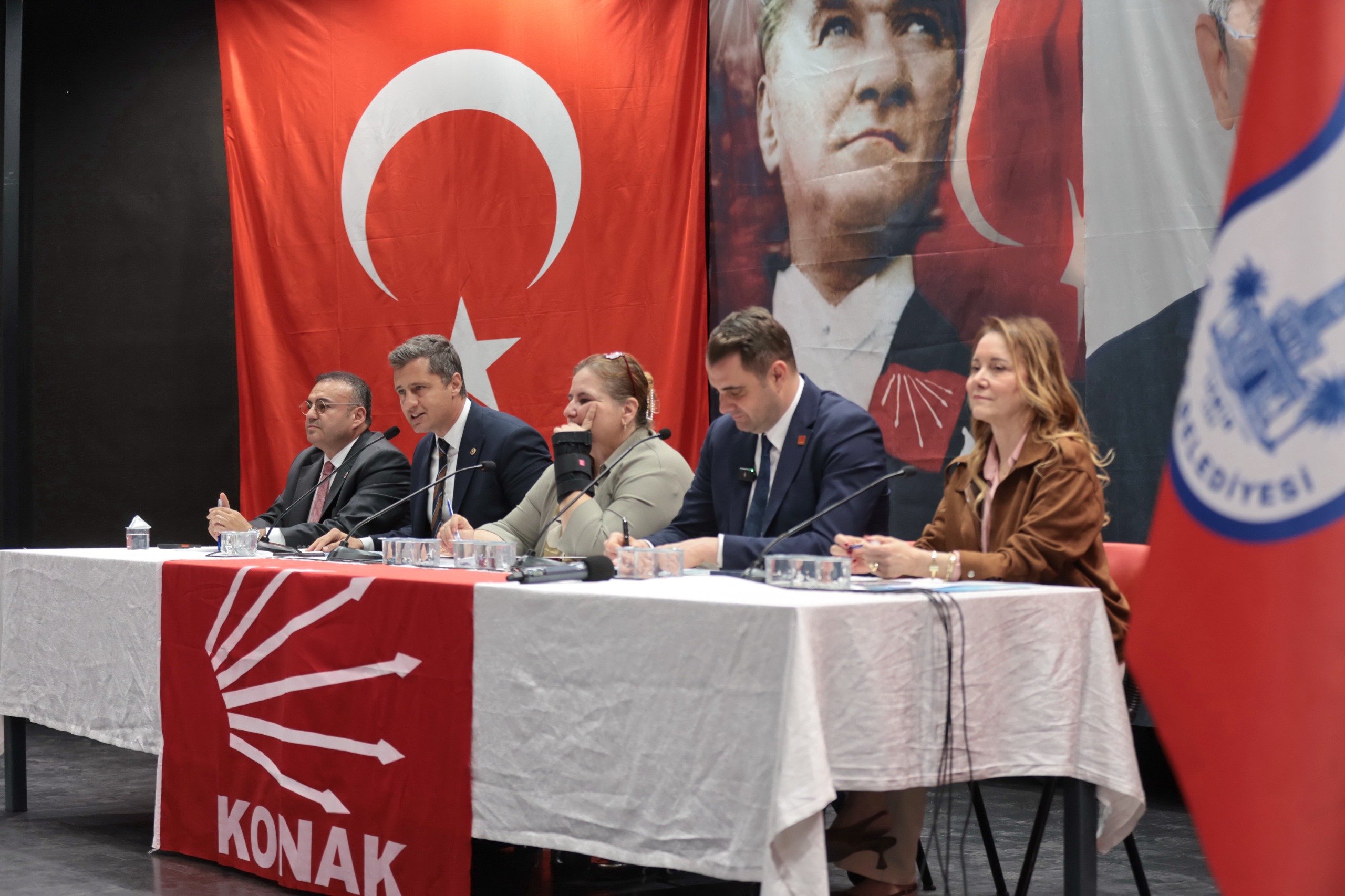 Balkan ve Rumeli dernekleri Konak’ta buluştu-1