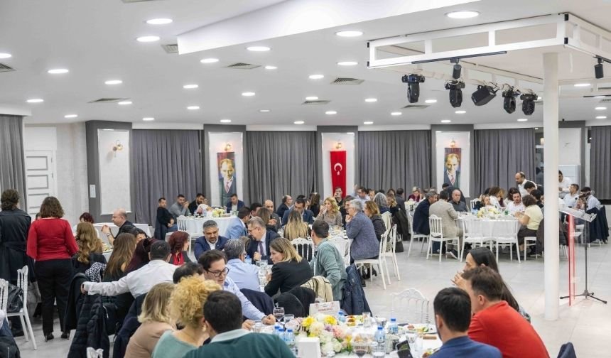 Bornova’da tekstil mühendislerinden mesaj: Dayanışmayı büyüteceğiz-1