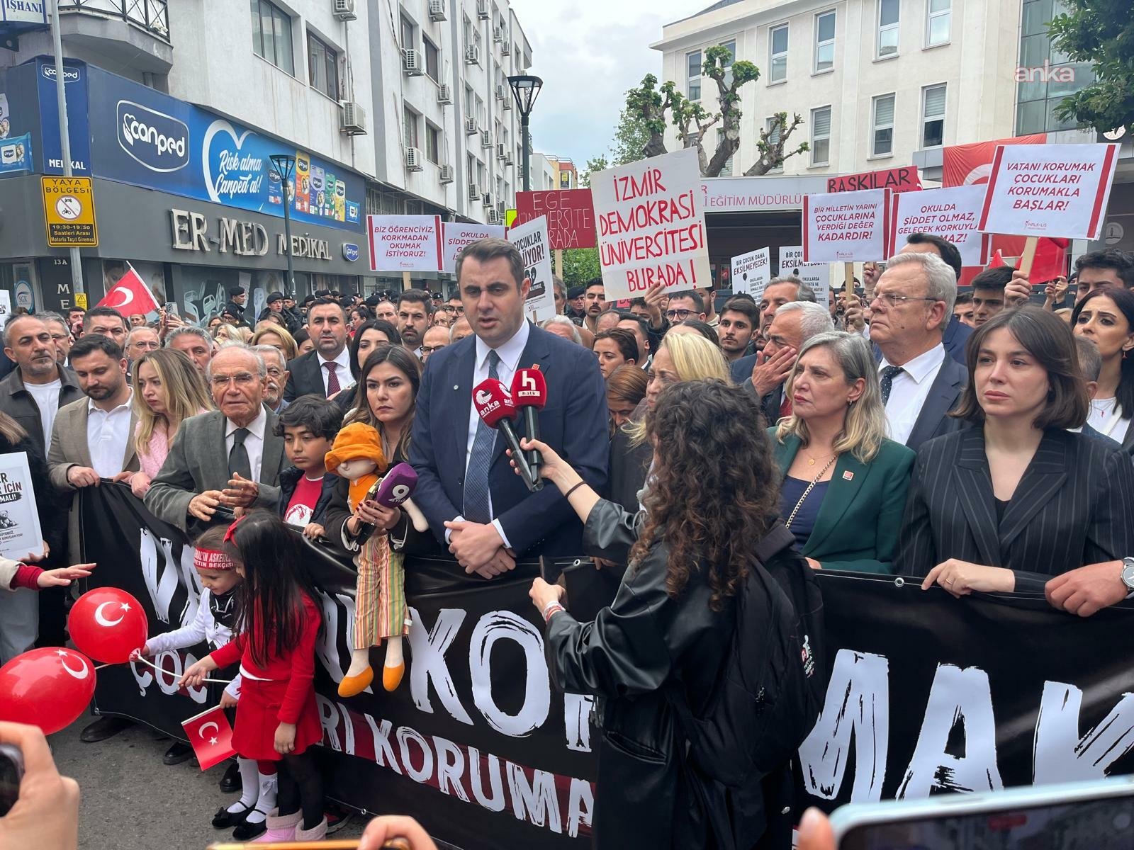 Chp Sessiz Yürüyüş (4)