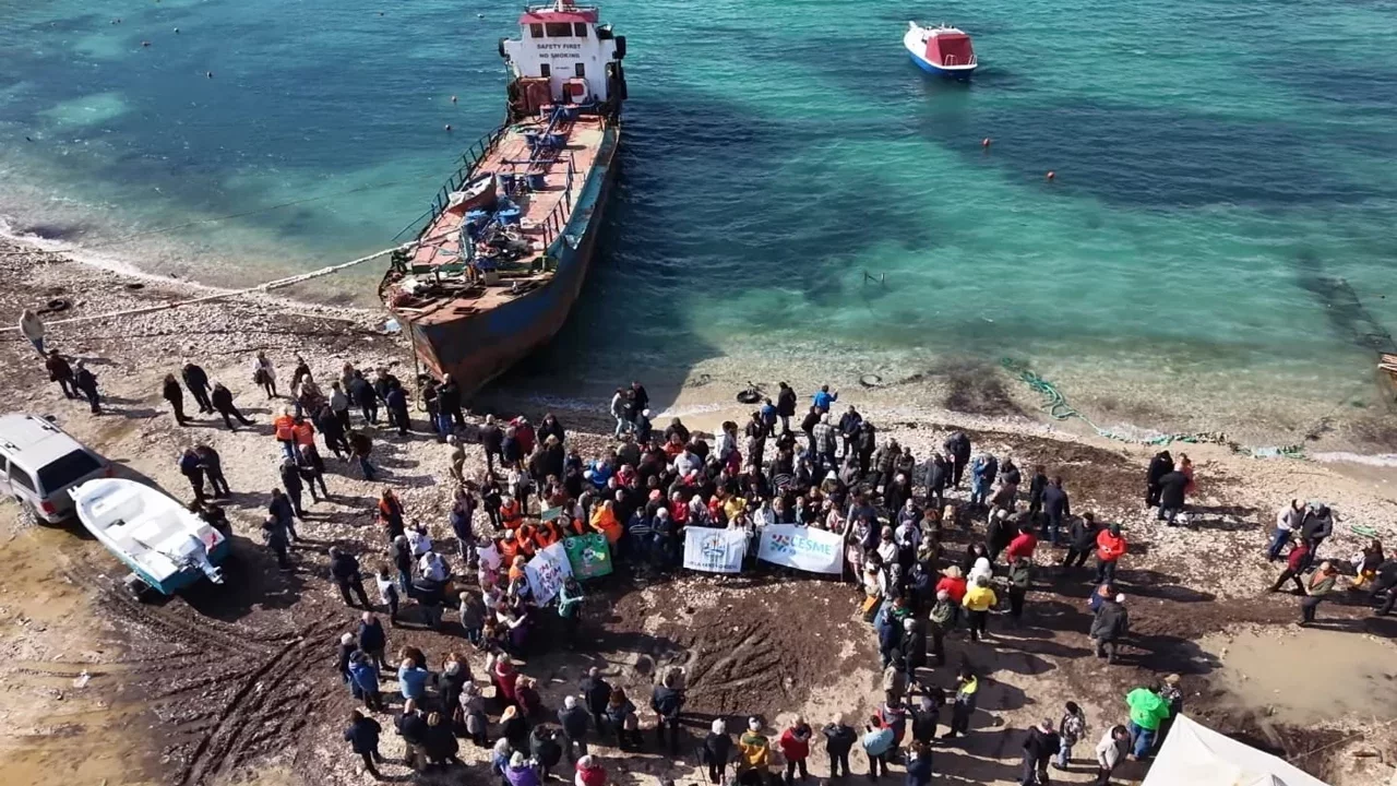 Başkan Balkan’dan hurda gemi müjdesi: Urla'mızın mavisi kazandı!