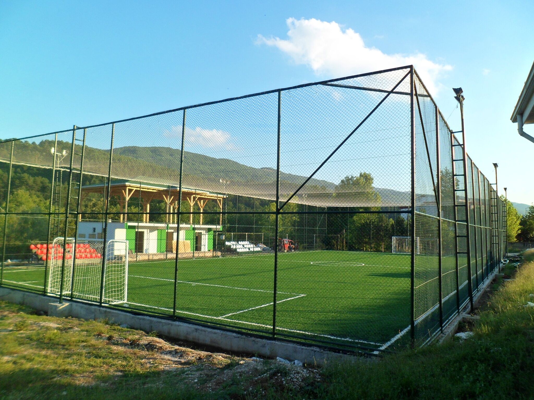 Uzmanlardan halı saha uyarısı: Bu belirtilere dikkat!-1