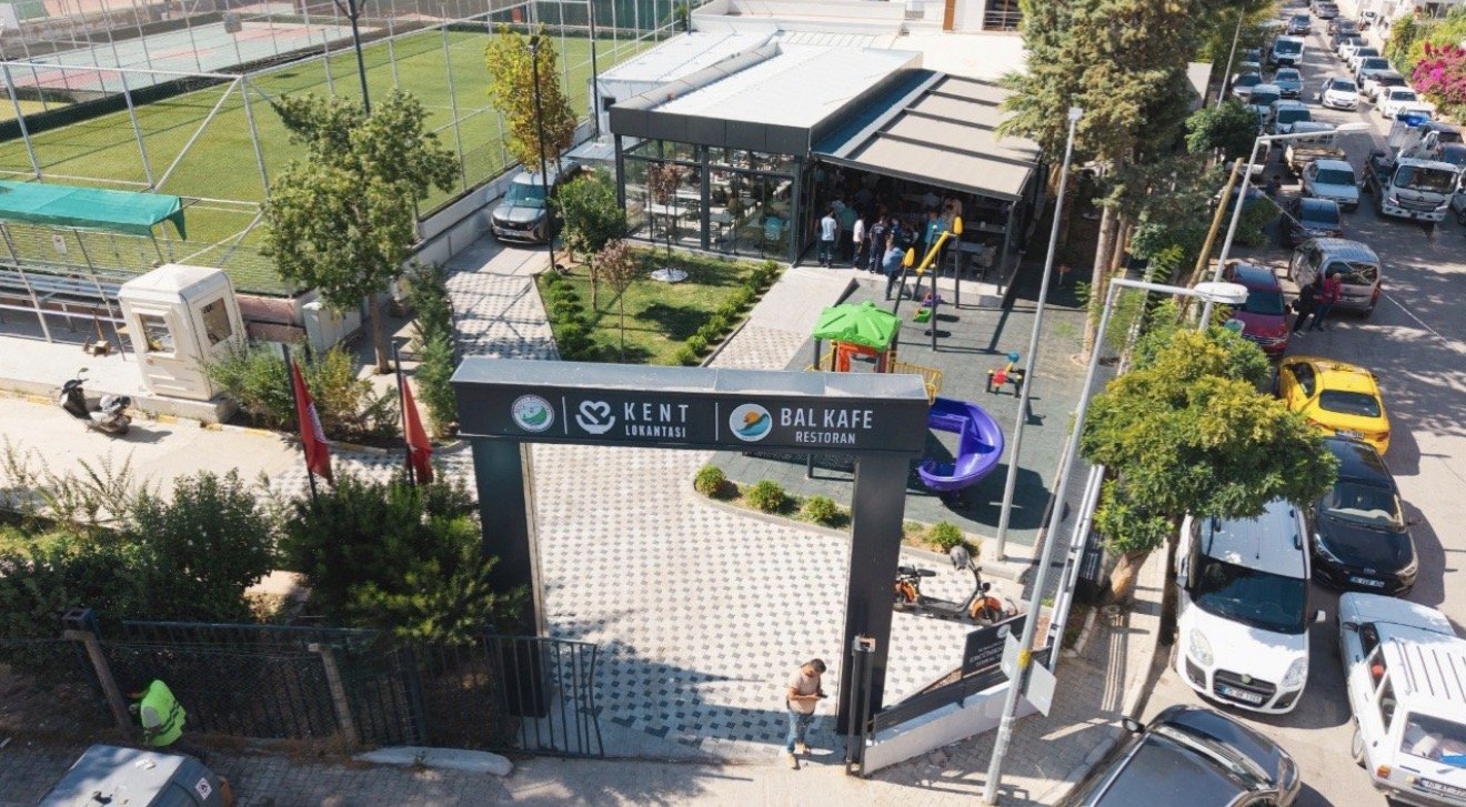 Uygun fiyat, sıcak dayanışma: Balçova Kent Lokantası 1 yaşında