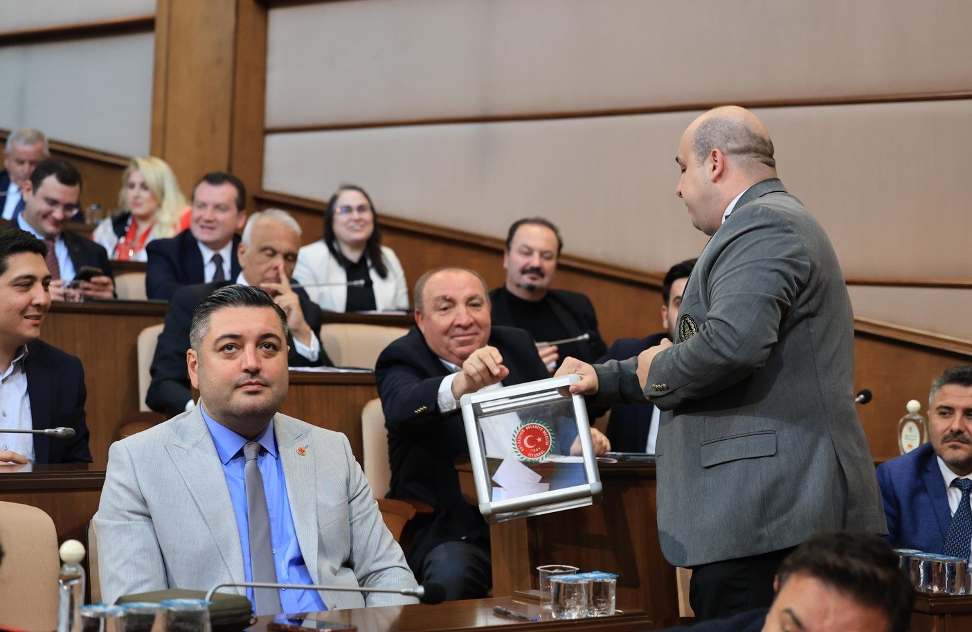 İbb Meclisi Nuri Aslan (2)