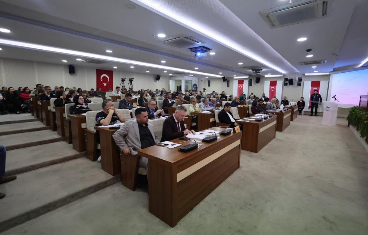 Karabağlar Belediye Meclisi 3