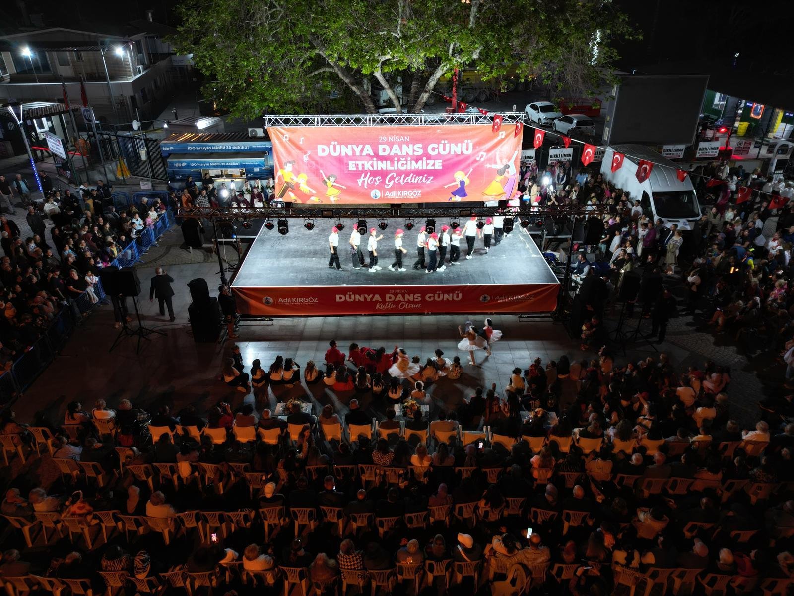 Başkan Kırgöz duyurdu: Dikili'ye yeni sanat merkezi geliyor-1