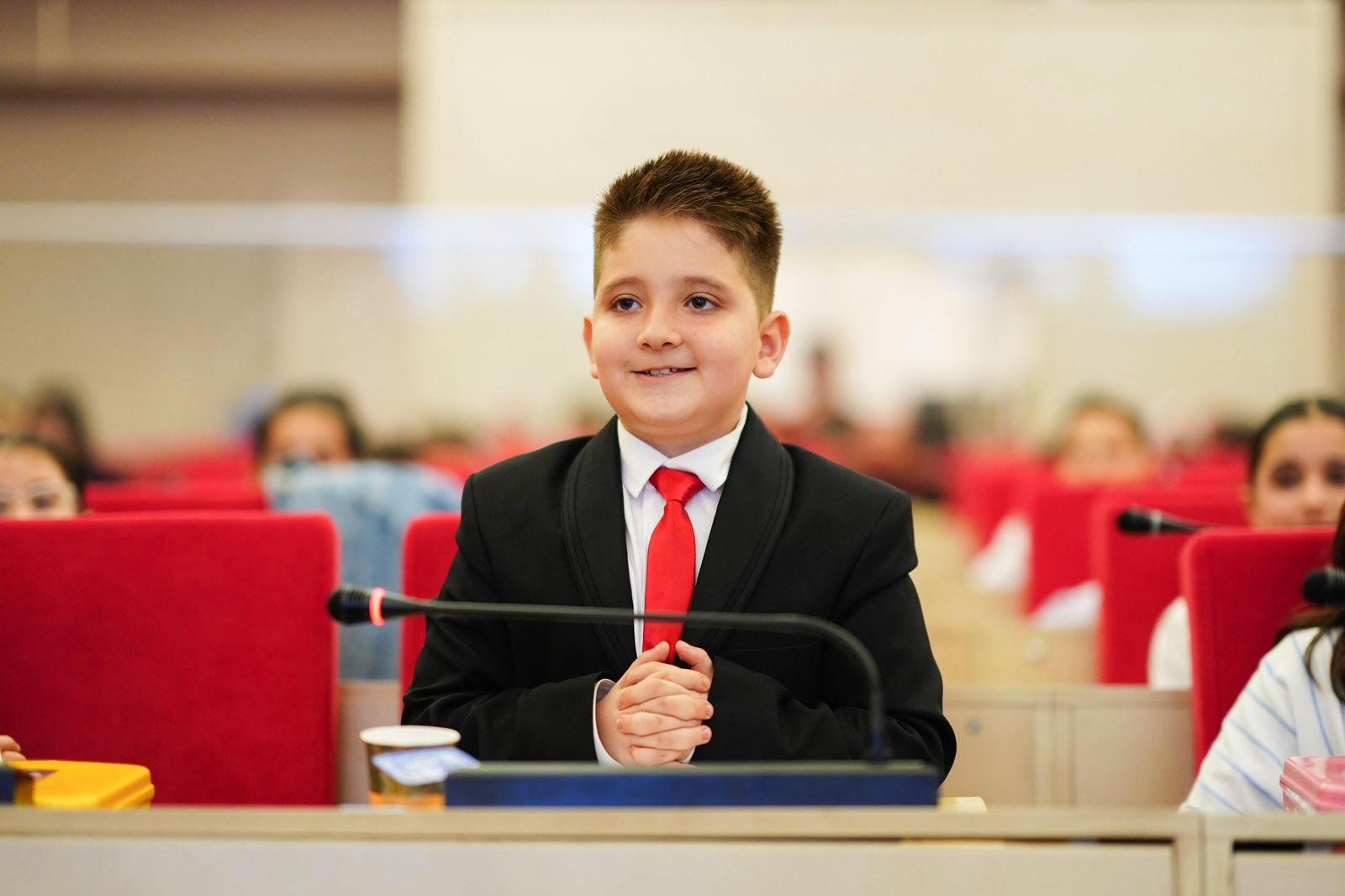 Manisa’da Tarihi Gün Çocuk Meclisi İlk Kez Toplandı (6)