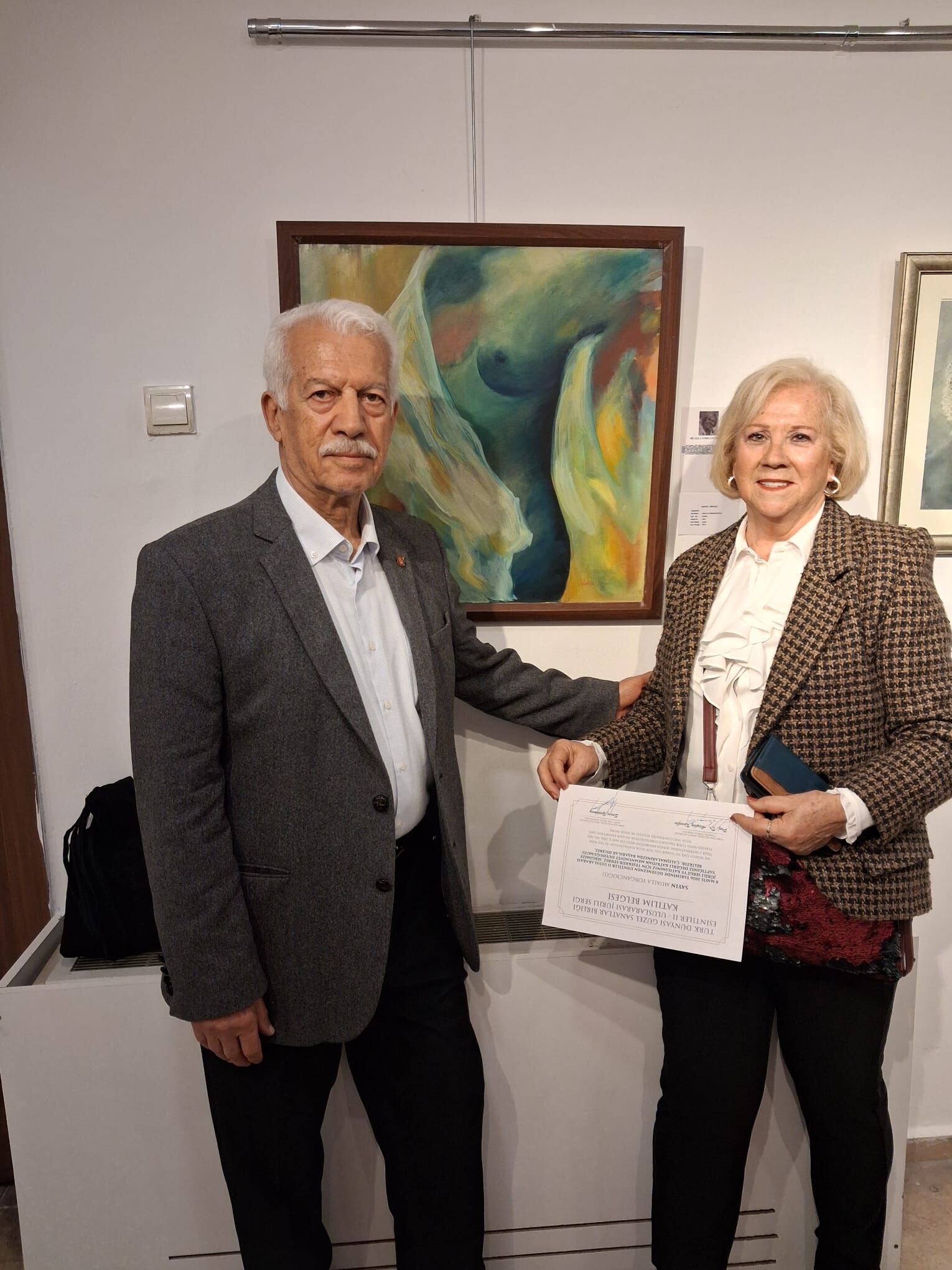 Esintiler sergisine görkemli açılış