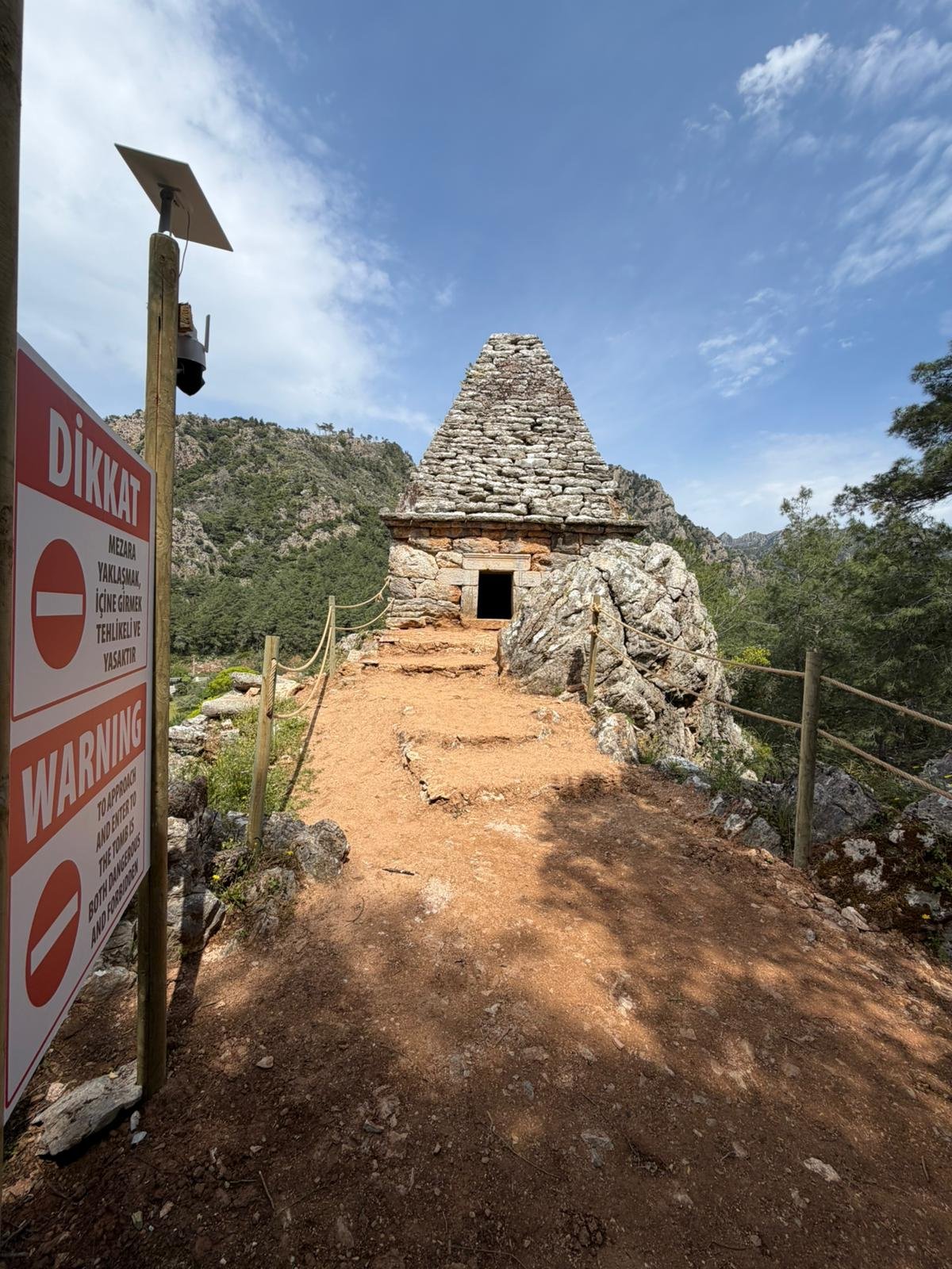 Marmaris'te piramit mezar ziyarete açıldı-2