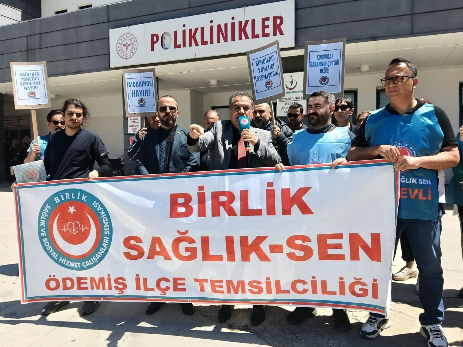 İzmir'deki devlet hastanesinde mobbing ve tehdit iddiası-1