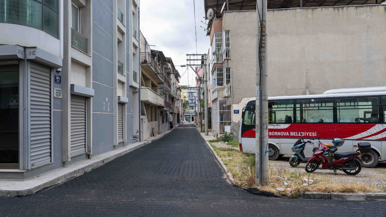 Bornova Belediyesinden Asfalt Atağı