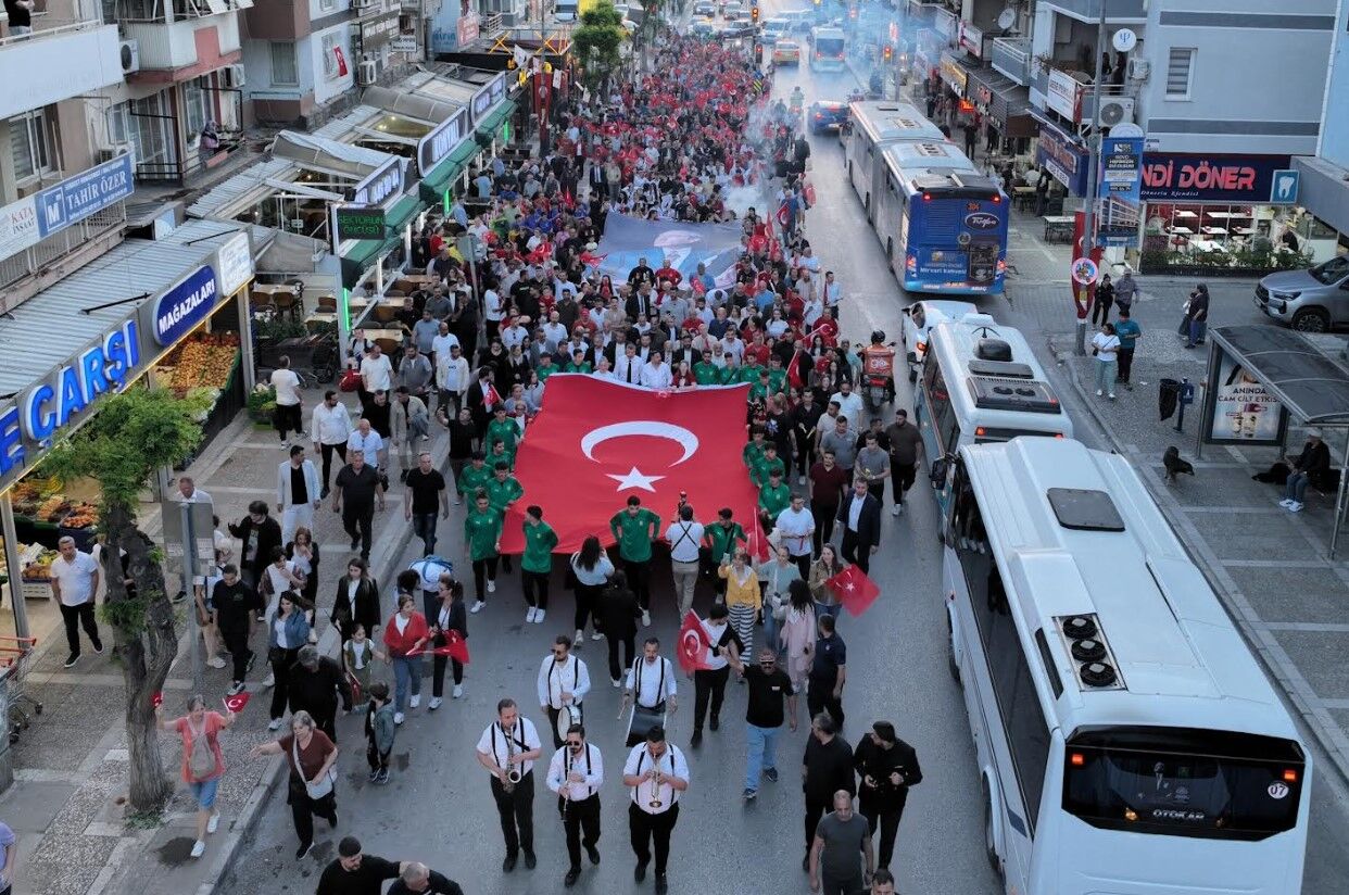 Buca Belediye 19 Mayıs (2)