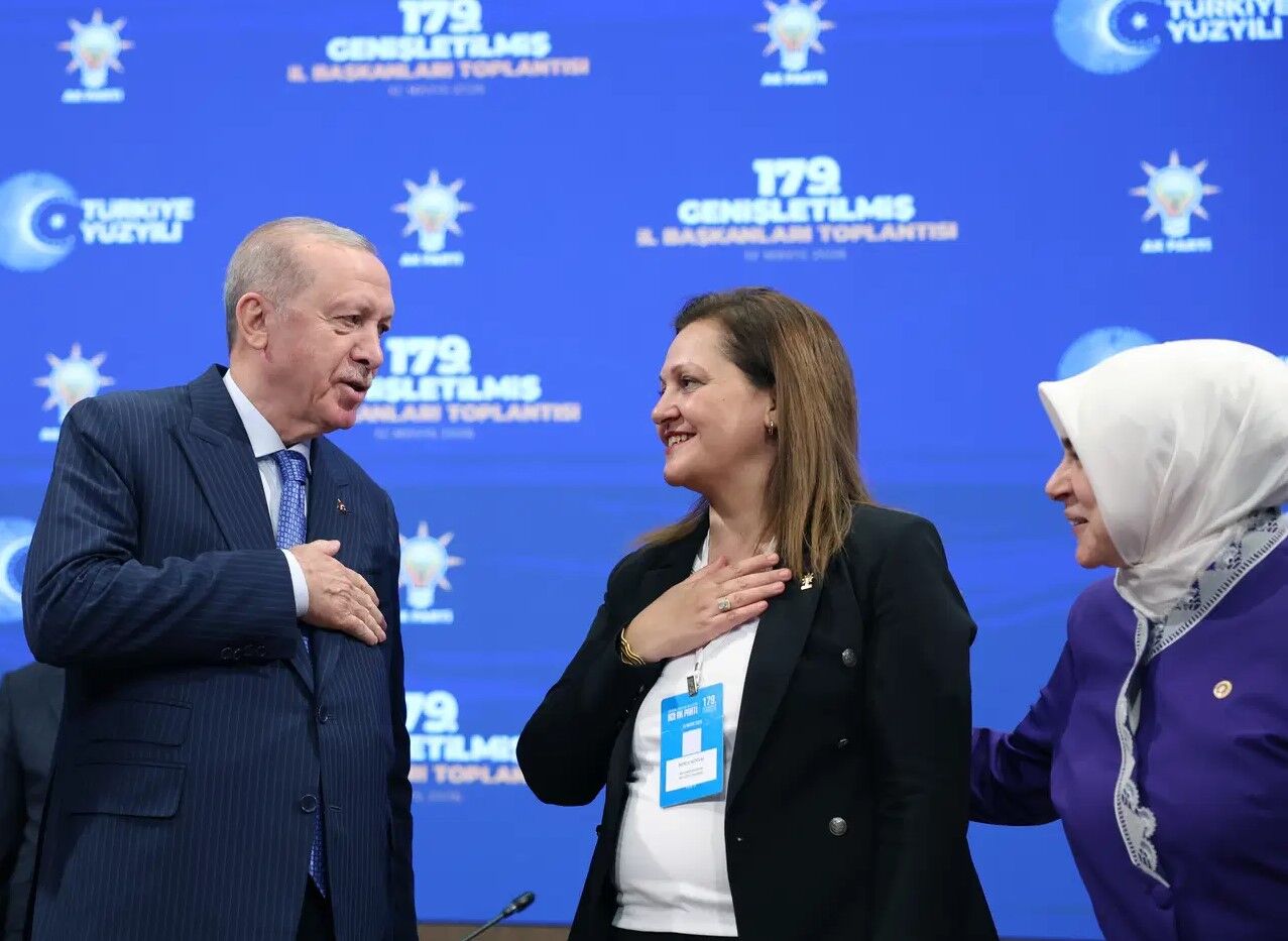 Burcu Köksal Akp