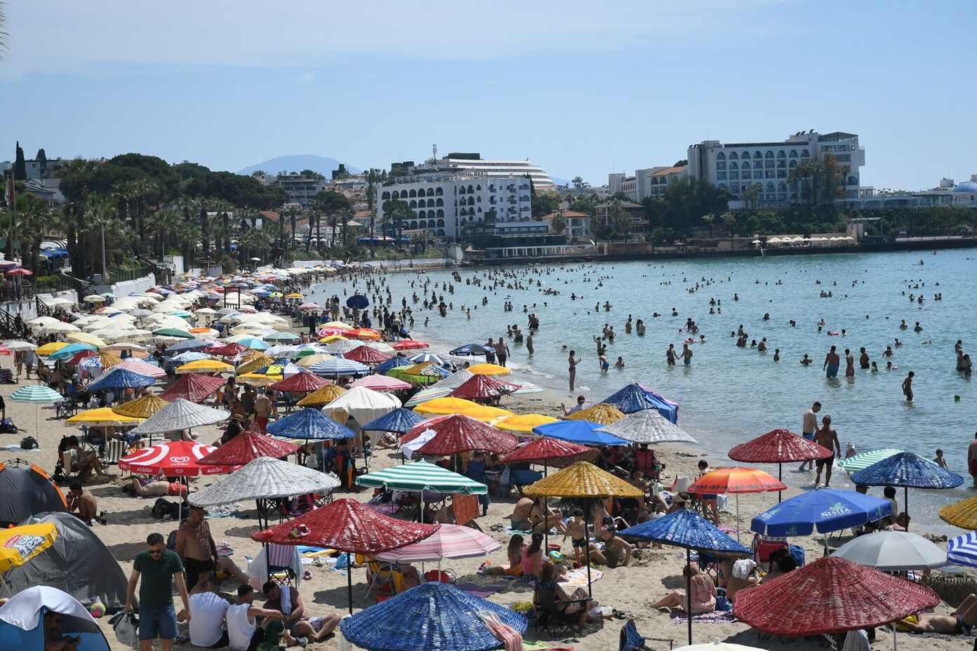 Kuşadası'nda Bayram Yoğunluğu (5)
