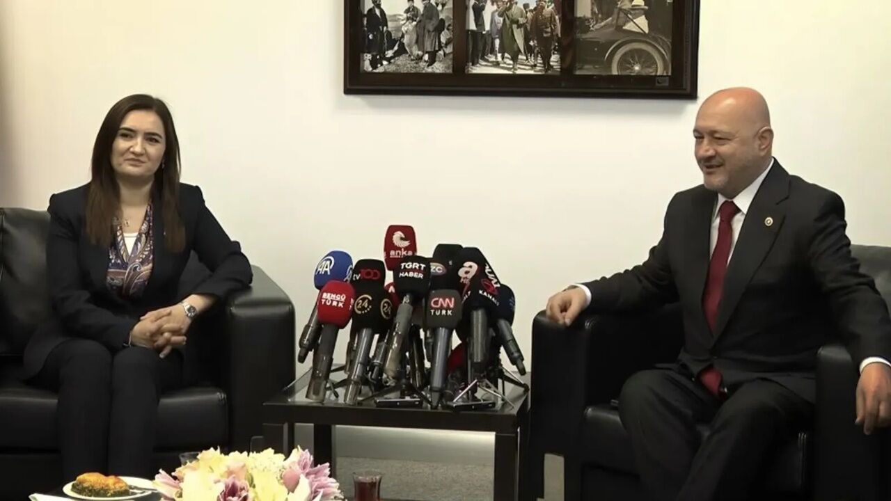 CHP- AKP bayramlaşmasında İzmirli Vekil Kılıç’tan dikkat çeken sözler: Aynı masada oturabiliriz!