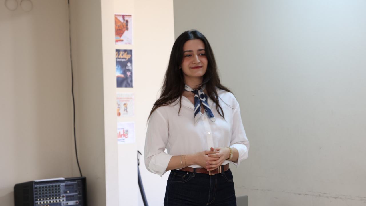 Sinav Kaygisina Yöneli̇k Psi̇koloji̇k Destek