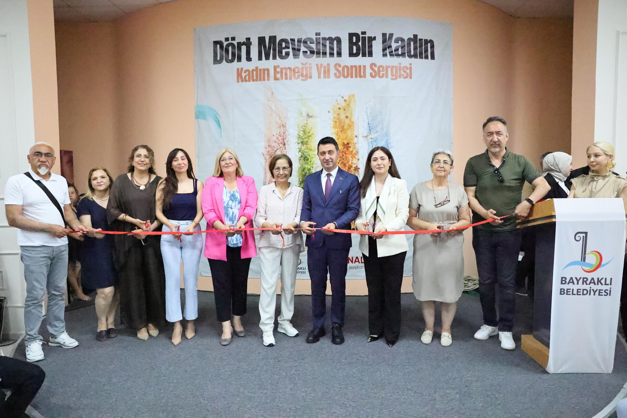 Bayraklı’da emeğin sanata dönüşümü: Binlerce eser sergiledi