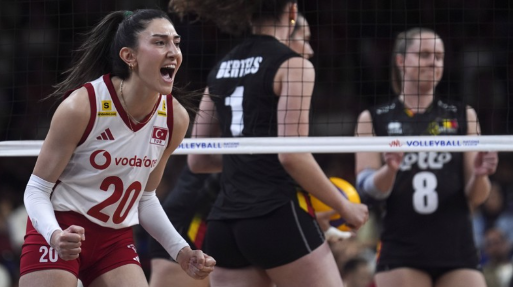 A Mi̇lli̇ Kadin Voleybol Takimi (1)