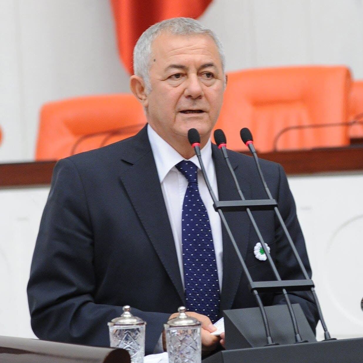 CHP İzmir’in sancılı tarihi: Kimler geldi, kimler geçti?